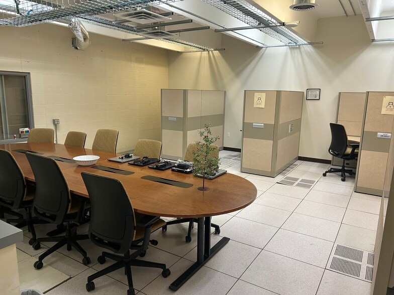 More Photos Of 316 E Monroe St, South Bend Flex For Sale