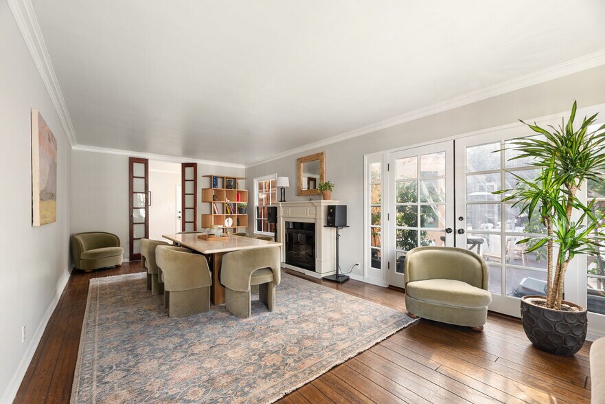 More Photos Of , Beverly Hills Unknown For Sale