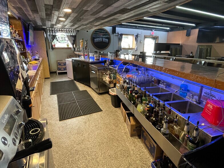 More Photos Of 201 E Main St, Hinton Restaurant For Sale