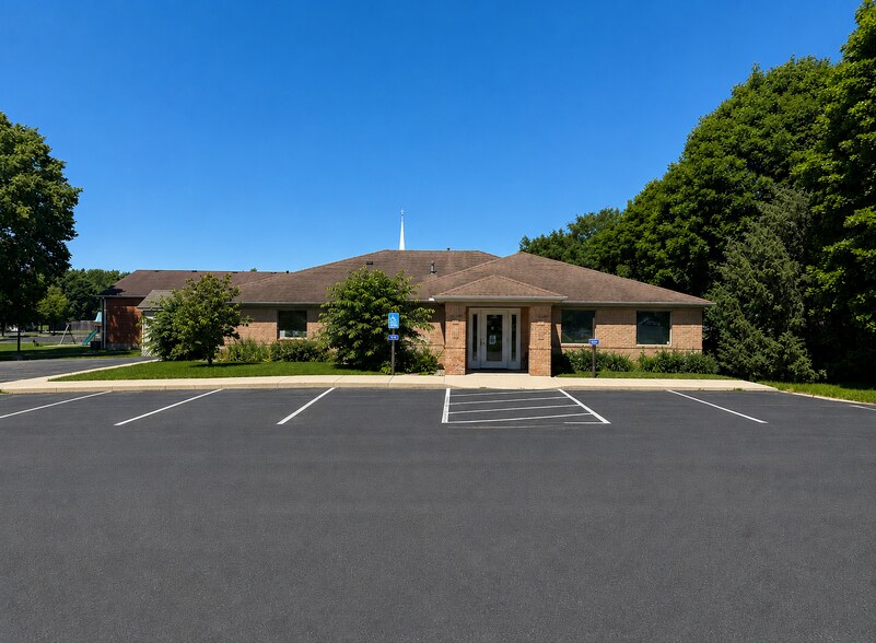More Photos Of 1659 W 2nd St, Xenia Medical For Lease