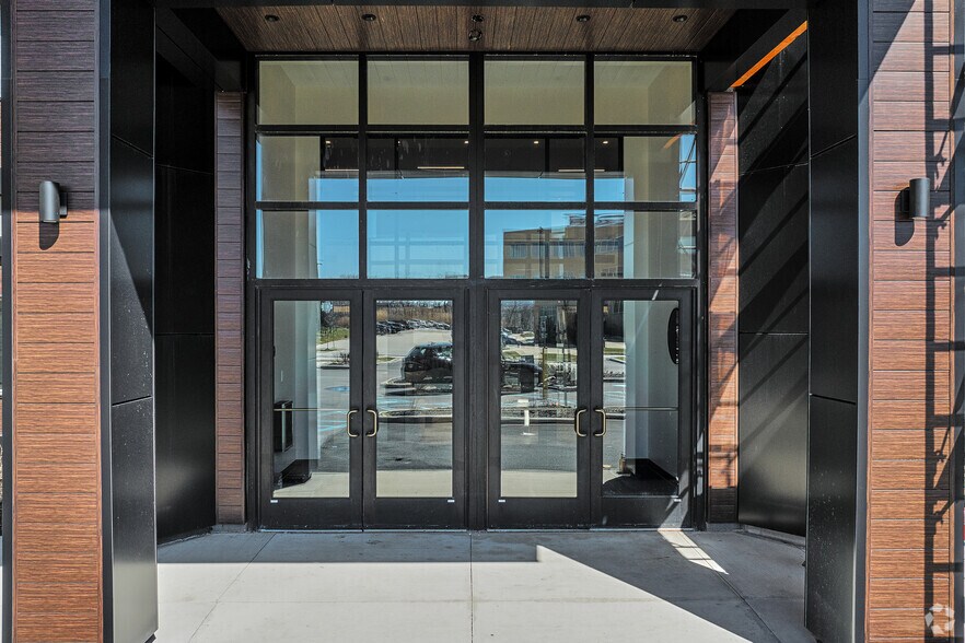 More Photos Of 3800 Park East Dr, Beachwood Apartments For Lease