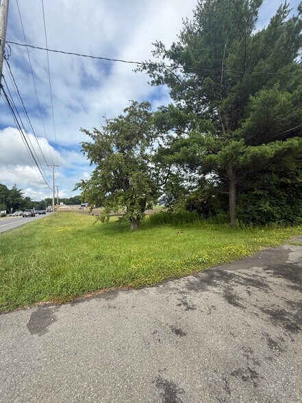 More Photos Of 132 Saratoga Rd, Schenectady Land For Sale