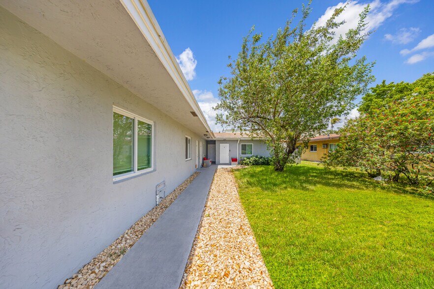 More Photos Of 1109 NW 6th Ave, Pompano Beach Apartments For Sale