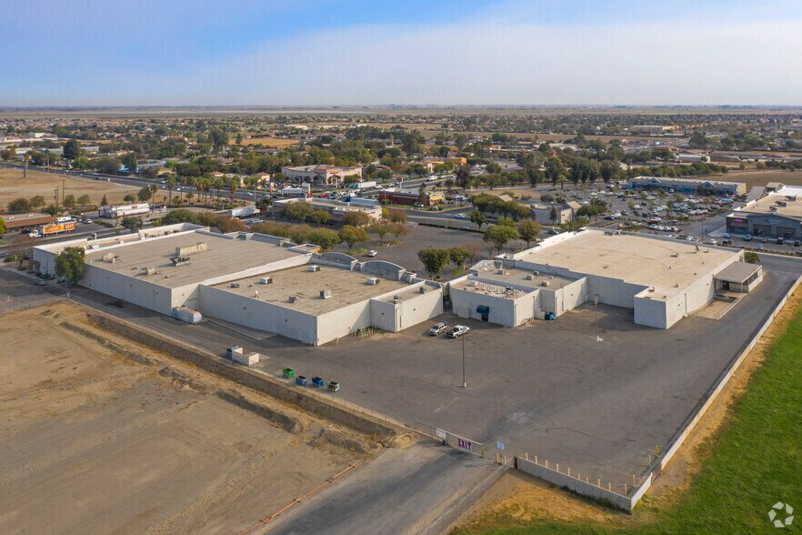 More Photos Of 1313-1341 E Pacheco Blvd, Los Banos Unknown For Lease