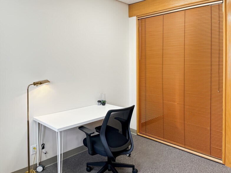 More Photos Of 131 Stony Cir, Santa Rosa Coworking Space