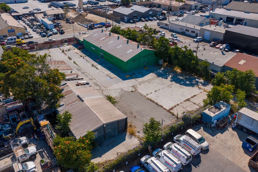More Photos Of 1761 Smith Ave, San Jose Warehouse For Lease