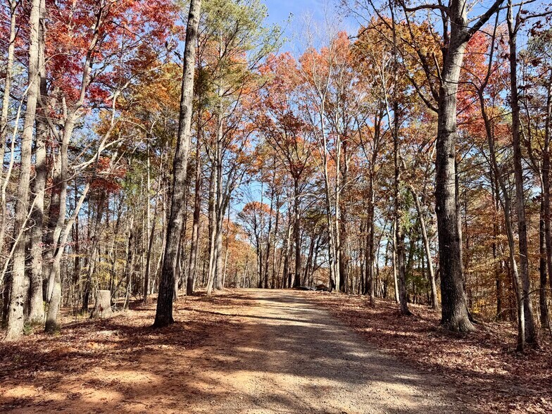 More Photos Of 536 Vayhaus Trl, Ellijay Specialty For Sale