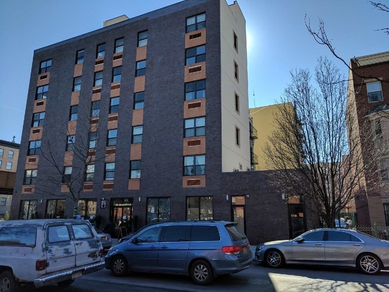 More Photos Of 1674 Park Ave, New York Apartments For Sale