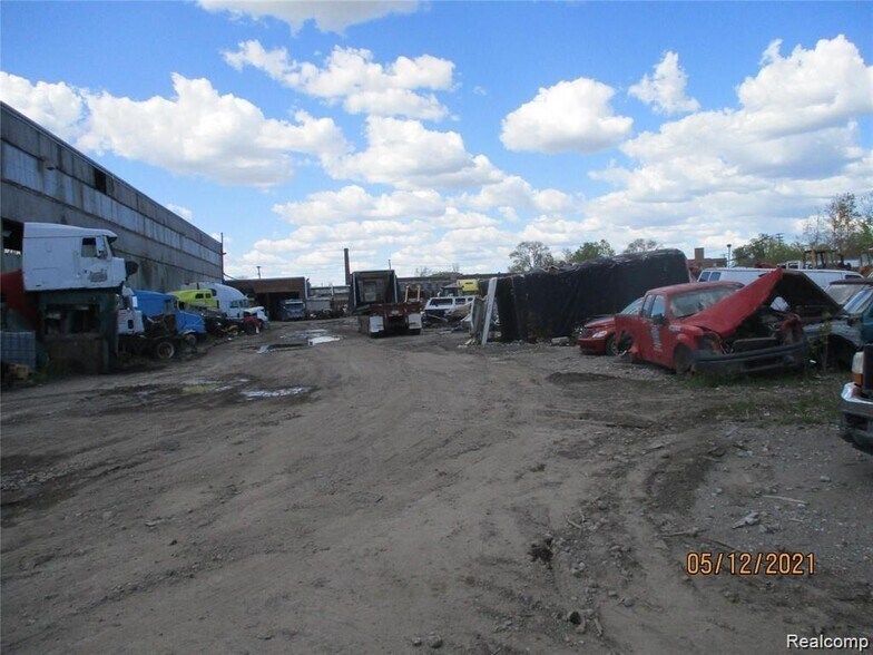 More Photos Of 7170 E McNichols Rd, Detroit Manufacturing For Sale