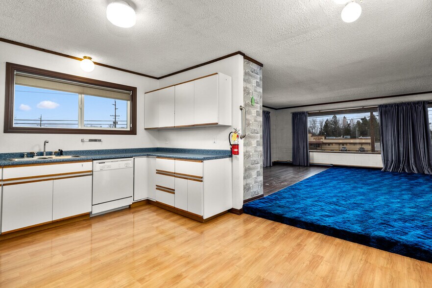 More Photos Of 1282 US Highway 2 E, Kalispell Apartments For Sale