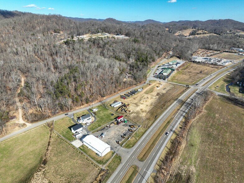 More Photos Of 3930 E Stone Dr, Kingsport Warehouse For Sale