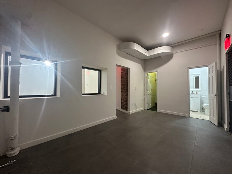 More Photos Of 134 Orchard St, New York Apartments For Lease