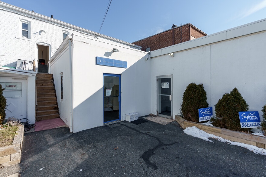 More Photos Of 380-384 Bloomfield Ave, Caldwell Storefront For Sale