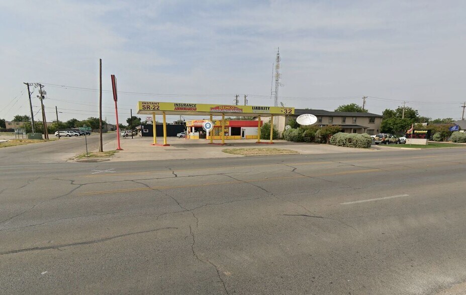 More Photos Of 2828 Sherwood Way, San Angelo Storefront Retail Office For Sale