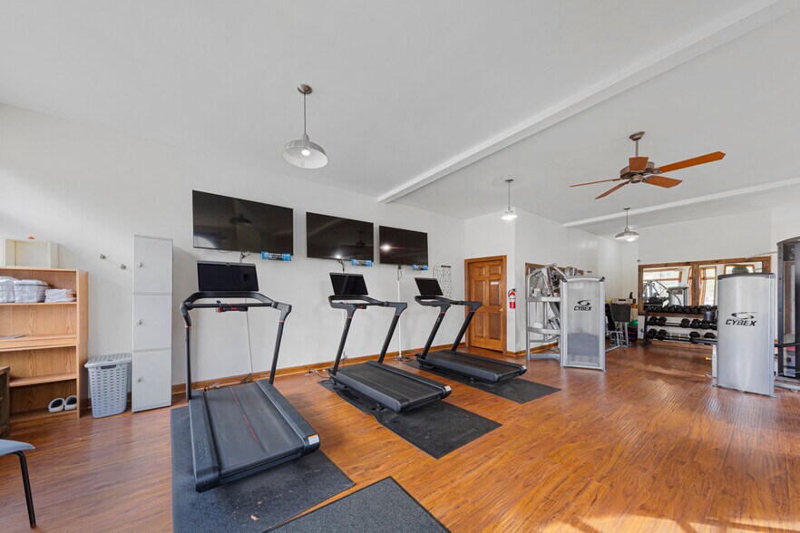 More Photos Of 305 Main St, Henderson Storefront Retail Residential For Sale