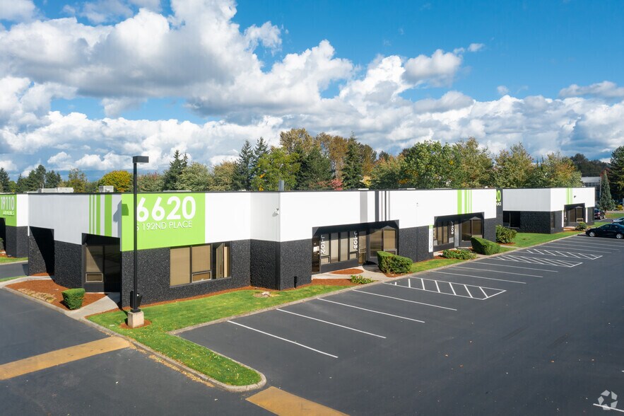 More Photos Of 6627 S 191st Pl, Kent Unknown For Lease