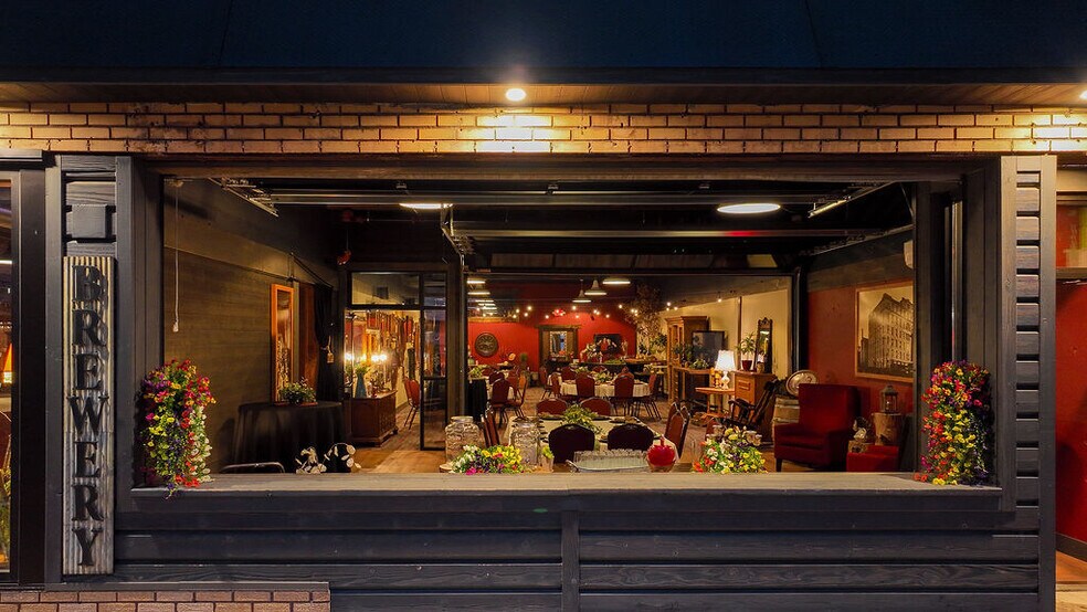 More Photos Of 234 Walnut St, Spooner Restaurant For Sale