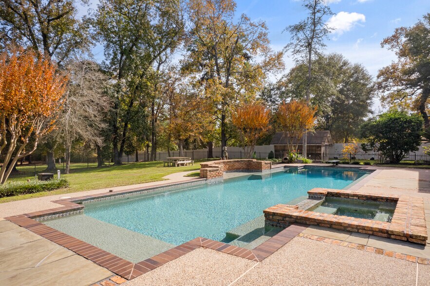 More Photos Of 25522 McDonald Rd, Spring Lodge Meeting Hall For Sale