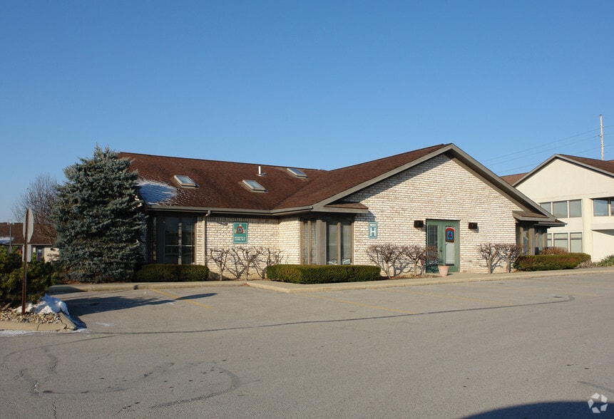 Primary Photo Of 755 Boardman Canfield Rd, Youngstown Medical For Sale
