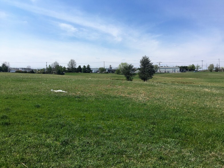 More Photos Of 368 Victory Rd, Winchester Land For Sale