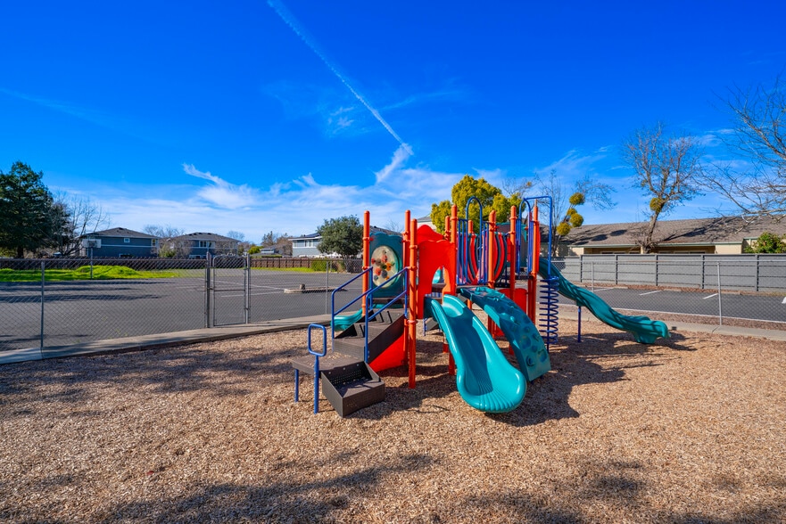 More Photos Of 1363 Fulton Rd, Santa Rosa Religious Facility For Sale