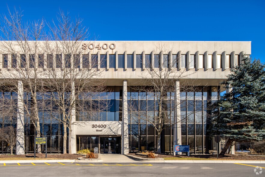 More Photos Of 30400 Telegraph Rd, Bingham Farms Unknown For Lease