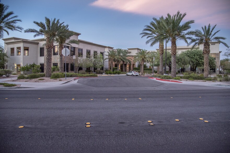 More Photos Of 1650 Spring Gate Ln, Las Vegas Office For Sale