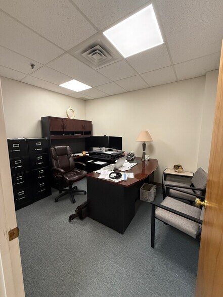 More Photos Of 311 Darling Ave, South Portland Office For Lease