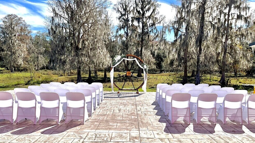 More Photos Of 7701 W Knights Griffin Rd, Plant City Lodge Meeting Hall For Sale
