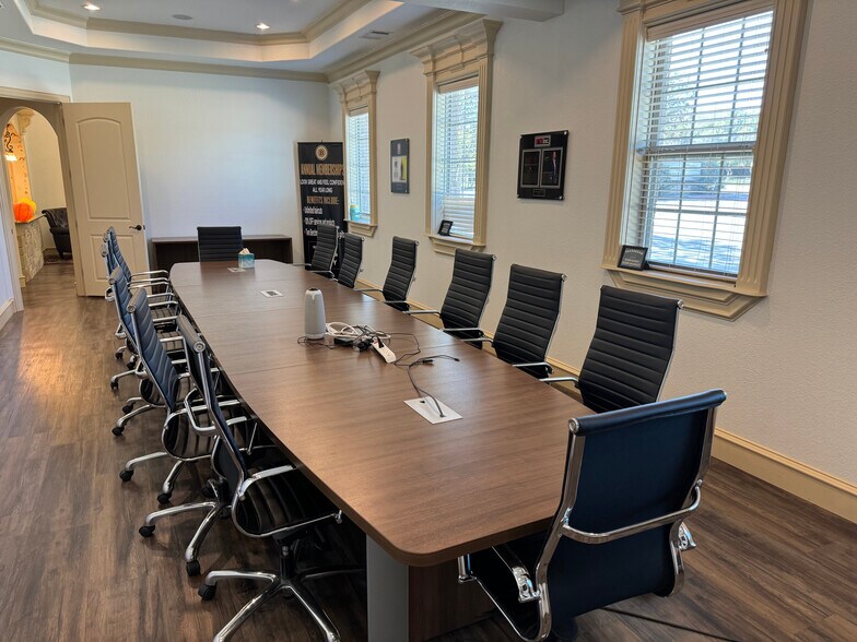 More Photos Of 2271 E Continental Blvd, Southlake Medical For Lease