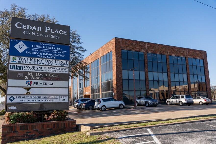 More Photos Of 407 N Cedar Ridge Dr, Duncanville Office Residential For Lease