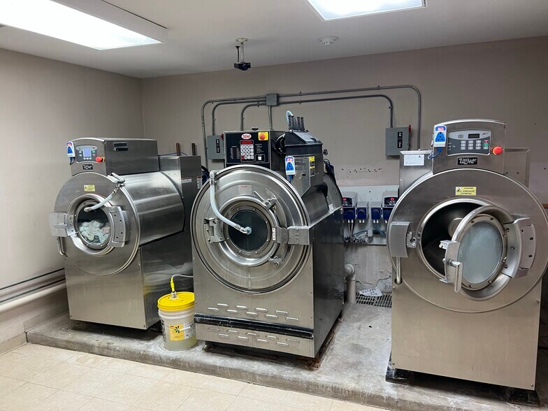 More Photos Of 7000 Cochran Rd, Solon Skilled Nursing Facility For Sale