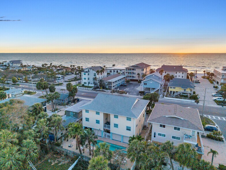 Primary Photo Of 1809 Gulf Blvd, Indian Rocks Beach Apartments For Sale