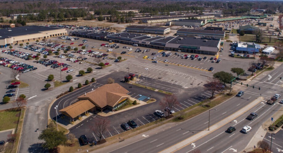 More Photos Of 11008 Warwick Blvd, Newport News Unknown For Lease