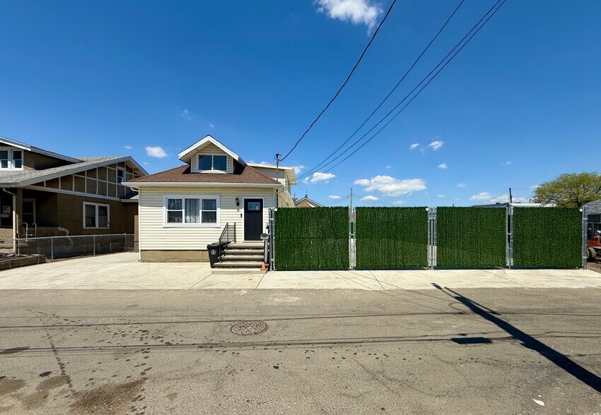 More Photos Of 10 3rd St, Rosedale Land For Lease
