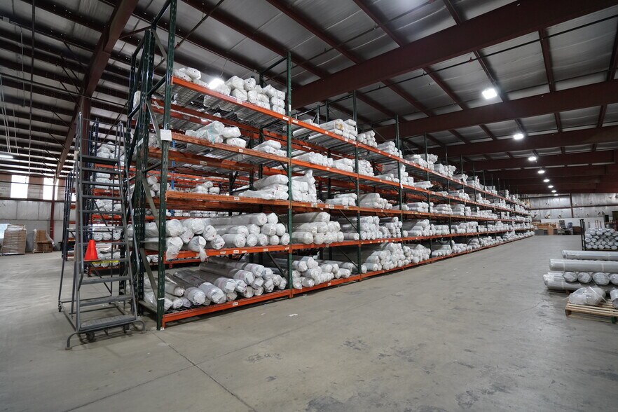 More Photos Of 77 Merrimack St, Concord Warehouse For Lease