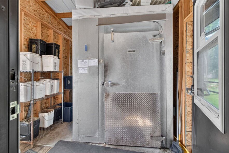More Photos Of 133 E Main St, Embarrass Specialty For Sale