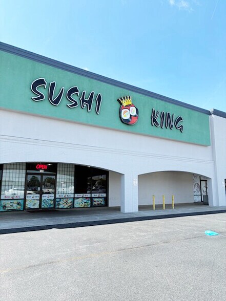 More Photos Of 1920 Centerville Tpke, Virginia Beach General Retail For Lease