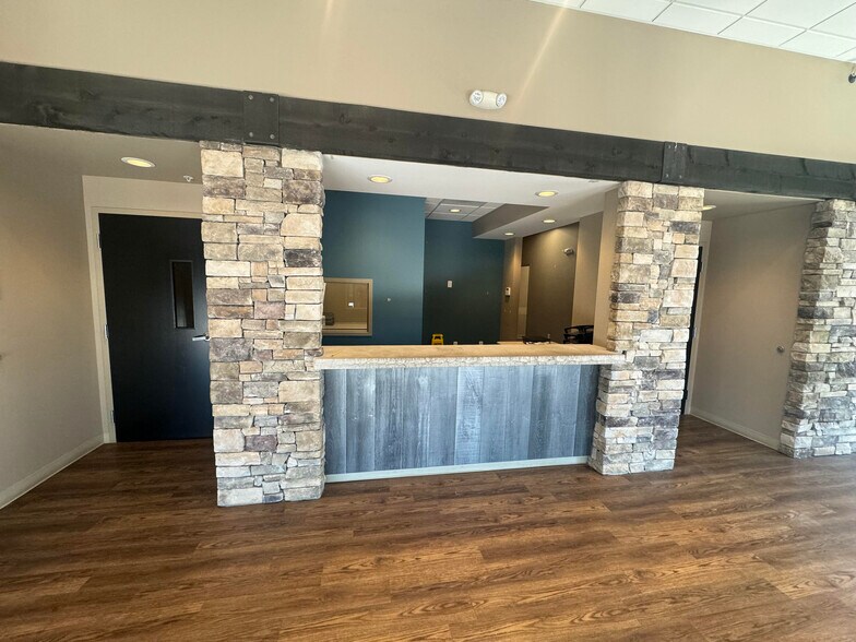 More Photos Of 7800 S 5600 W, West Jordan General Retail For Sale