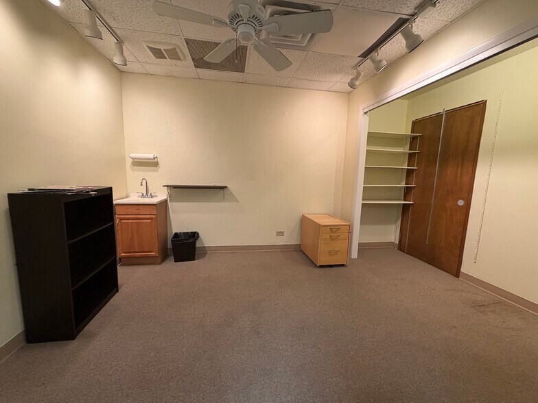 More Photos Of 480 Elm Pl, Highland Park Office For Sale