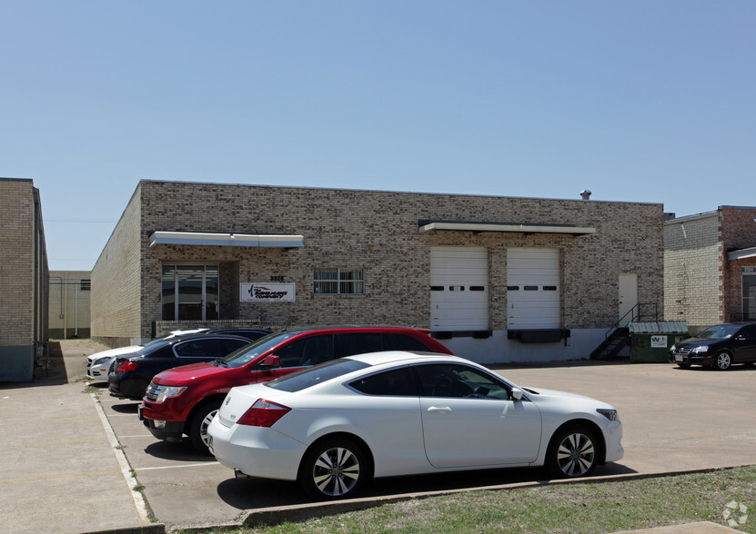 Primary Photo Of 3328 Towerwood Dr, Farmers Branch Distribution For Lease