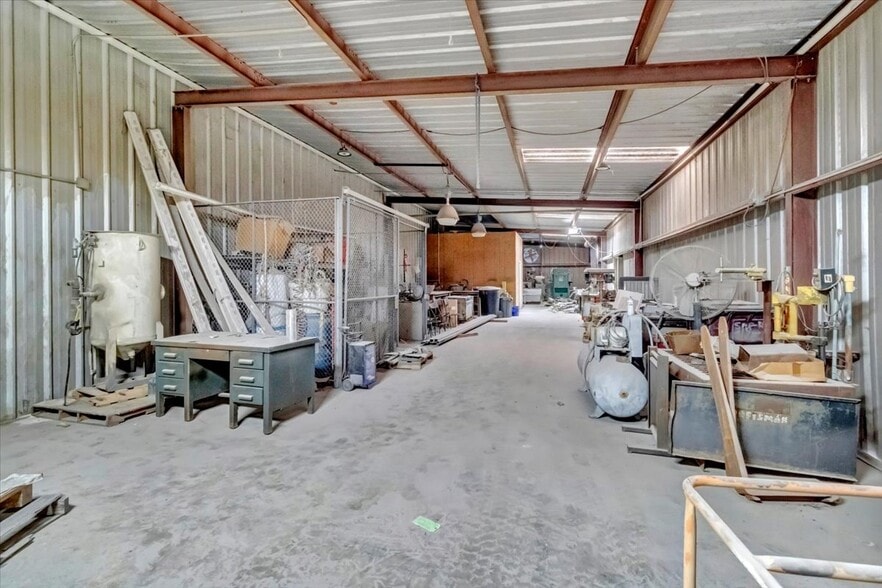 More Photos Of 438 Sardis Church Rd, Moultrie Industrial For Sale