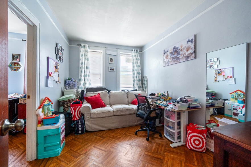 More Photos Of 2101 76th St, Brooklyn Flex For Sale