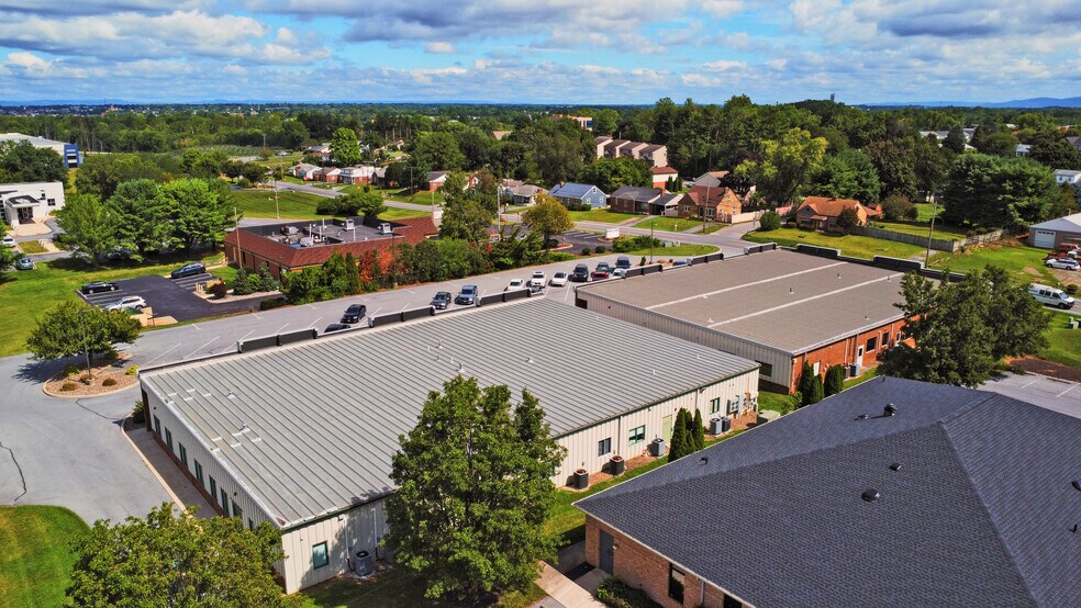 More Photos Of 1825-1829 Howell Rd, Hagerstown Office For Sale