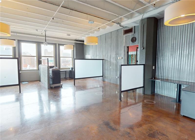Primary Photo Of 2001 Grand Blvd, Kansas City Office For Lease