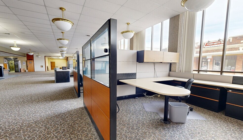 More Photos Of 320 A St, Idaho Falls Bank For Sale