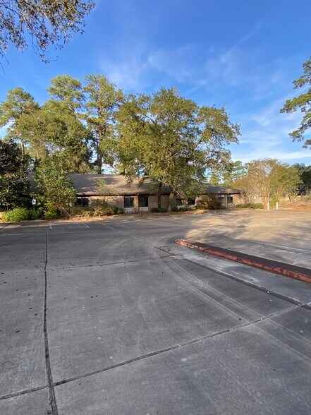 More Photos Of 13631 Ardfield Dr, Houston Rehabilitation Center For Sale