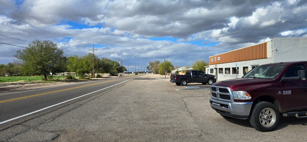 More Photos Of 12702 N Sanders Rd, Marana General Retail For Sale