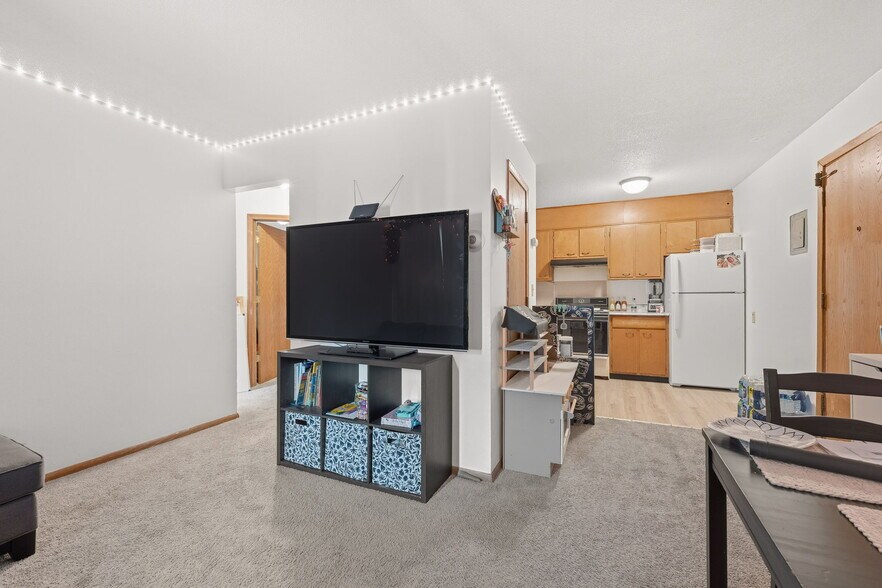 More Photos Of 5733 Bossen Ter, Minneapolis Apartments For Sale