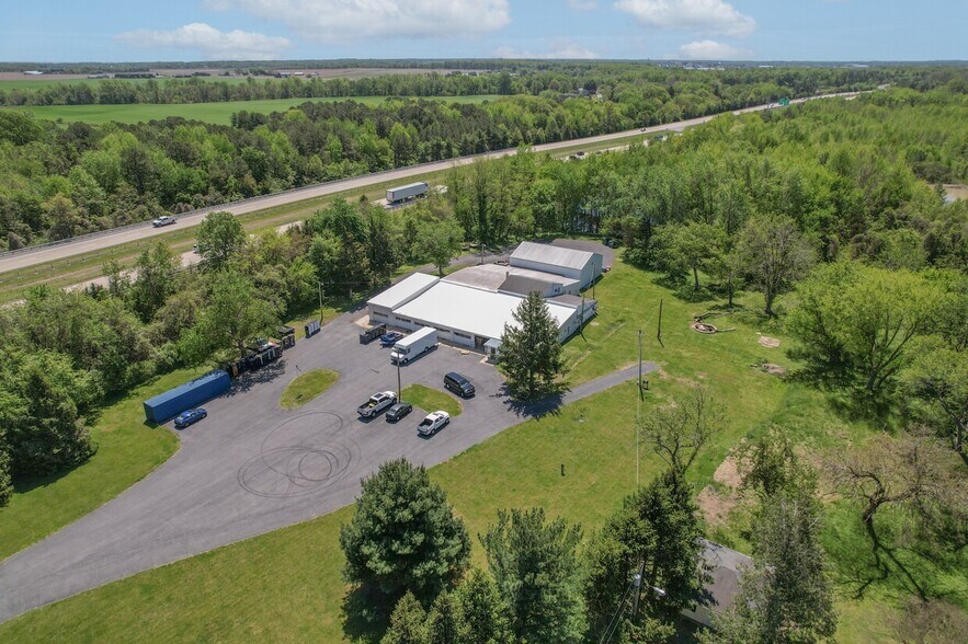 More Photos Of 1600-1624 N Little Creek Rd, Dover Warehouse For Sale